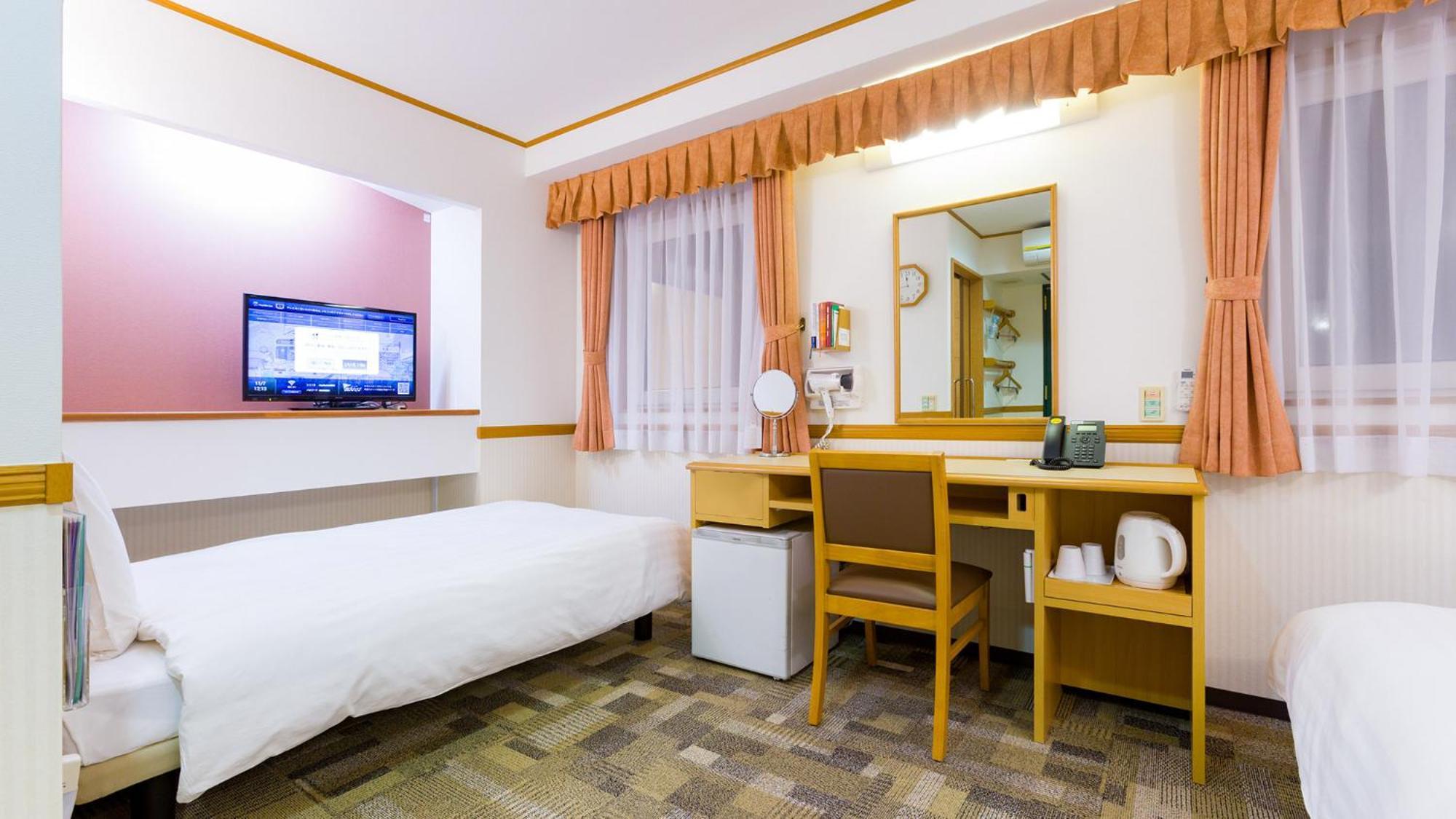 Toyoko Inn Hirosaki Ekimae Bilik gambar